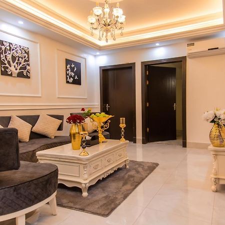 Отель Grand House Абха Экстерьер фото